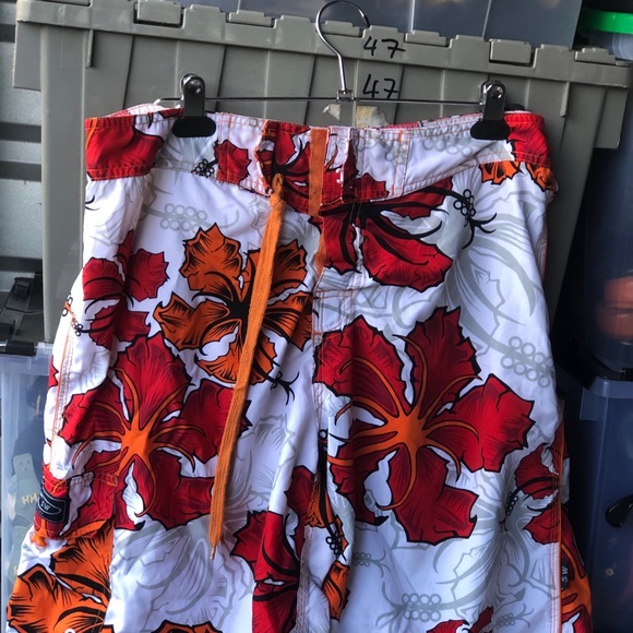 Hawaii Men’s Floral Swim Trunk Short Size 36 - Picture 8 of 15